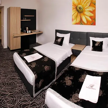 Renatus Aparts Appart hôtel